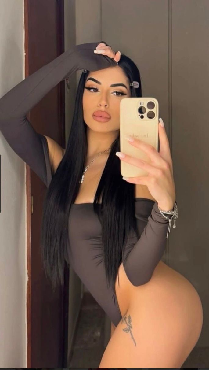 Mira Ve Su Üni̇versi̇teli̇ler